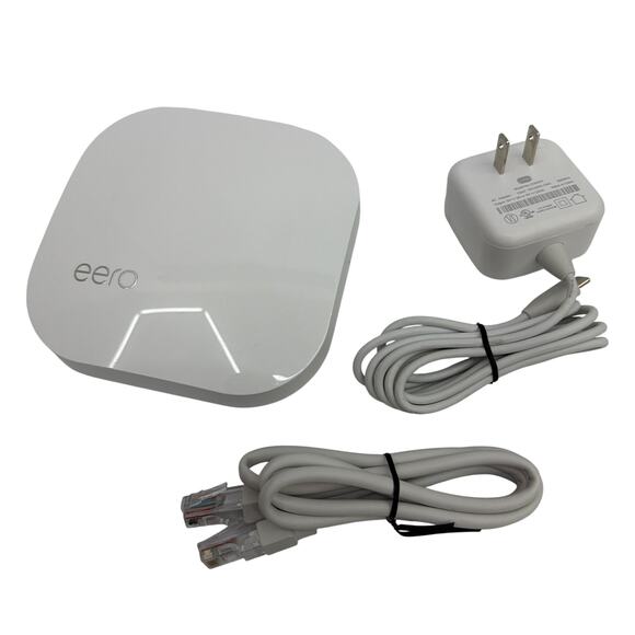 eero Home WiFi System Router B010001 with Power Adapter & Ethernet Cables - Picture 1 of 5